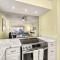Dans Florida Condos Sea Dream at Runaway Bay