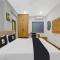 Super Townhouse OAK Hitec City Near Image Hospital