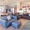 Fenna Lakeside Lodge - Pine Lake Resort