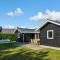 3 Bedroom Stunning Home In Fårvang