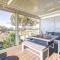 16 Grandview Cl - water views, air con and Wi-Fi