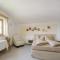 Apartment in Hainzenberg near Ski Lift, cleaning included