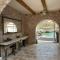 Arapis Rooms & Suites