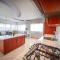 2BR Luxury Apartment in Heart Of Nightlife Area