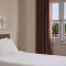 Captains Inn Hotel