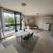 Seaview flat with pool & parking