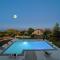 Belvilla by OYO Villa Tavullia with Swimming Pool