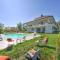Belvilla by OYO Villa Tavullia with Swimming Pool