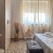 2 Bedroom Beautiful Home In Torrenova