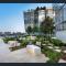Ultra Luxury 1BR with Study beside Crown Sydney, with All AMENITIES! And sleeps 4!