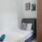 KLIA Travel Homestay - 3R 2B - WIFI & NETFLIX