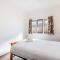 Scarness Cottage - Serene Queenslander by the Sea