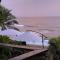 LAOLA SURF CAMP EL SUNZAL