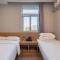 Beijing Liangcang Hotel Walk ToTiananmen Square 10 Minutes,and Forbidden City, Five minutes walk to Subway,Tourism service