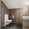 Grand and modern cabin