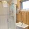 Shepherds Hut 1 At Laddingford - Uk32531