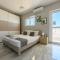 F4 Room 1, Private Double room with private bathroom and balcony