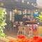 Galera Lodge & Cafe