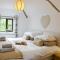 Riverbank Cottage