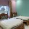 River Nights Hotel & Restaurant, Mahandri