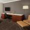 Hilton Toronto Airport Hotel & Suites