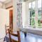 Coachmans Cottage - N832