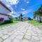 Casas no Residencial Mont Sião com 2 ou 3 suítes (todas com ar condicionado) condomíno a poucos metros da praia de Taperapuã (Axé Moi), com 2 piscinas adulto, 2 infantil, sauna e 2 portarias, casas com internet privativa 300MBPS
