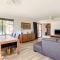 Kookaburra Retreat