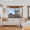Peppy View Beach House, Ocean Views and Family Fun