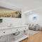 Peppy View Beach House, Ocean Views and Family Fun