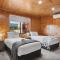 Peppy View Beach House, Ocean Views and Family Fun