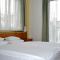 Hotel Veritas
