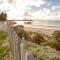 Splash by the Sea - Waterfront Accommodation