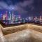 Broadway Mansions Hotel - On the bund