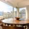 LECOMTE - Deluxe beach avenue stay 160