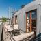 2 BR Penthouse Loft - WHIRLPOOL - TERRASSE - WIFI - ZENTRAL - KÜCHE - KAFFEE - PARKHAUS