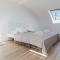 2 BR Penthouse Loft - WHIRLPOOL - TERRASSE - WIFI - ZENTRAL - KÜCHE - KAFFEE - PARKHAUS