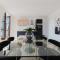 2 BR Penthouse Loft - WHIRLPOOL - TERRASSE - WIFI - ZENTRAL - KÜCHE - KAFFEE - PARKHAUS