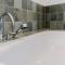 2 BR Penthouse Loft - WHIRLPOOL - TERRASSE - WIFI - ZENTRAL - KÜCHE - KAFFEE - PARKHAUS