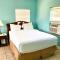 The Pelican Key Largo Cottages