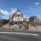 Apartment in Zeedijk with Sea View