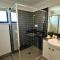 Sienna Rise - Walk to Westfield sleeps 6 North Lakes