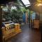 South Terrace House near Beach, bars & Cafes