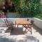 Apartments and rooms Camelia