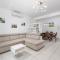 Pool Apartment Maurina Opatija with sea view
