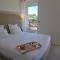 Logis Hôtel Saint Guirec Et De La Plage