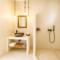 Dianas Luxury Suites