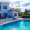 Villa Charoula Thio