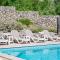 Villa Mirela
