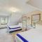 1 Mi to Dtwn Nantucket! Family Getaway w/ Deck